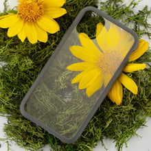 Load image into Gallery viewer, Clear Eco-Friendly iPhone Plus Case with Shark Skin Ridge

